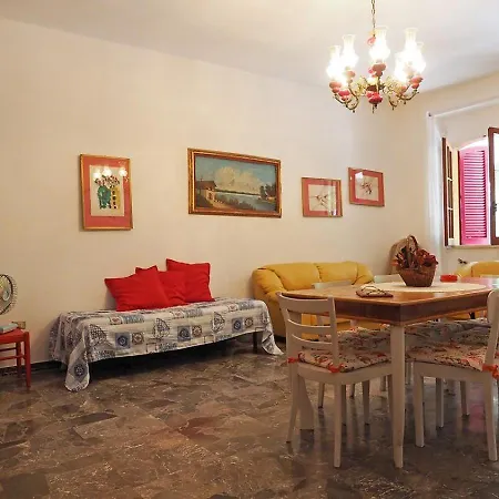 Leda Villa