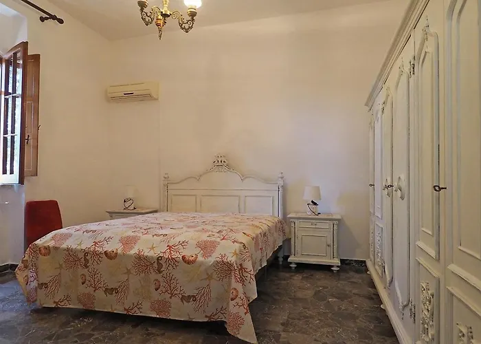 Leda Casa de Férias